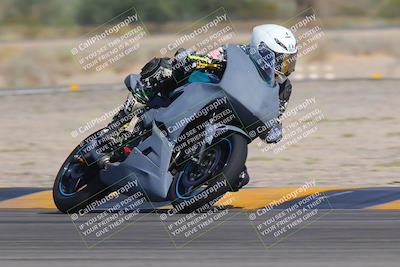 media/Sep-30-2023-SoCal Trackdays (Sat) [[636657bffb]]/Turn 4 (945am)/